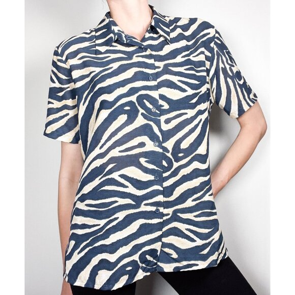 Vintage short sleeved blouse with navy blue zebra abstract motif - Picture 2 of 6